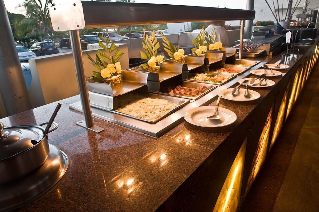 Hotel Sunset Royal Cancún Zewnętrze zdjęcie